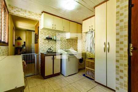 Casa à venda com 240m², 3 quartos e 2 vagasÁrea de Serviço