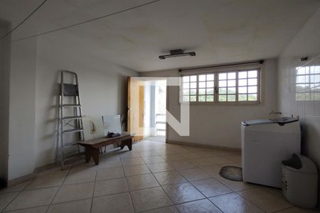 Casa de condomínio à venda com 407m², 3 quartos e 2 vagasLavanderia