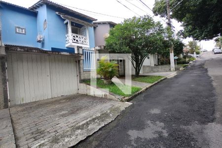 Casa de condomínio à venda com 407m², 3 quartos e 2 vagasFachada Frente