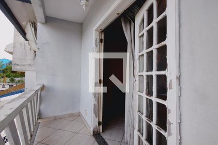 Casa de condomínio à venda com 407m², 3 quartos e 2 vagasVaranda