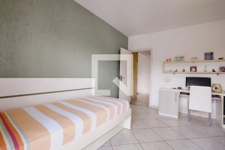 Casa de condomínio à venda com 407m², 3 quartos e 2 vagasQuarto 2