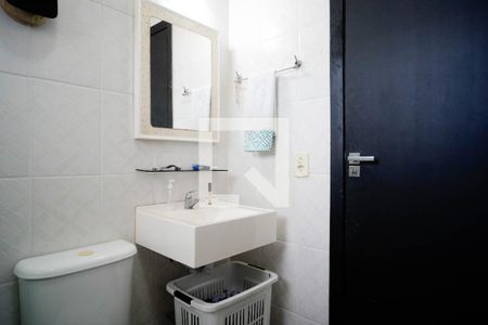 Casa para alugar com 262m², 3 quartos e 6 vagas Casa para alugar com 262m², 3 quartos e 6 vagasBanheiro
