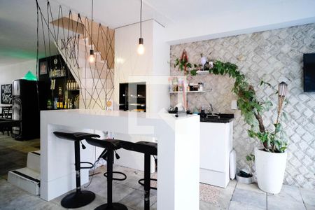 Casa para alugar com 262m², 3 quartos e 6 vagas Casa para alugar com 262m², 3 quartos e 6 vagasÁrea comum
