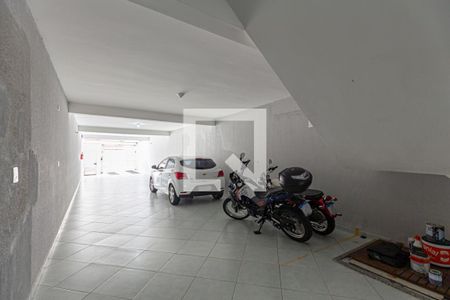 Apartamento à venda com 145m², 3 quartos e 2 vagas Apartamento à venda com 145m², 3 quartos e 2 vagasÁrea comum - Garagem