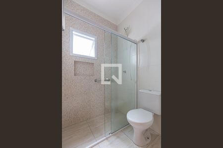 Apartamento à venda com 145m², 3 quartos e 2 vagas Apartamento à venda com 145m², 3 quartos e 2 vagasBanheiro da Suite