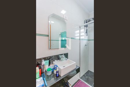 Casa à venda com 125m², 4 quartos e 2 vagas Casa à venda com 125m², 4 quartos e 2 vagasBanheiro