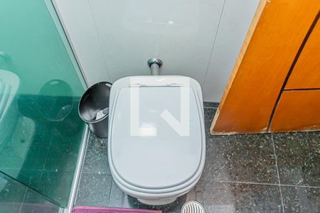 Casa à venda com 125m², 4 quartos e 2 vagas Casa à venda com 125m², 4 quartos e 2 vagasBanheiro