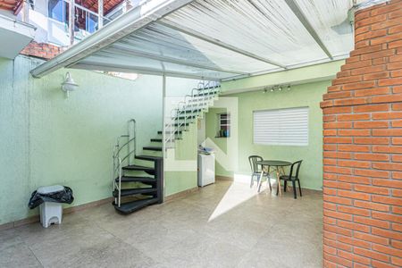 Casa à venda com 125m², 4 quartos e 2 vagas Casa à venda com 125m², 4 quartos e 2 vagasÁrea de serviço, quintal e churrasqueira
