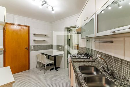 Apartamento à venda com 88m², 3 quartos e 2 vagas Apartamento à venda com 88m², 3 quartos e 2 vagasCozinha