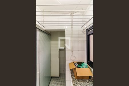 Apartamento à venda com 88m², 3 quartos e 2 vagas Apartamento à venda com 88m², 3 quartos e 2 vagasÁrea de Serviço