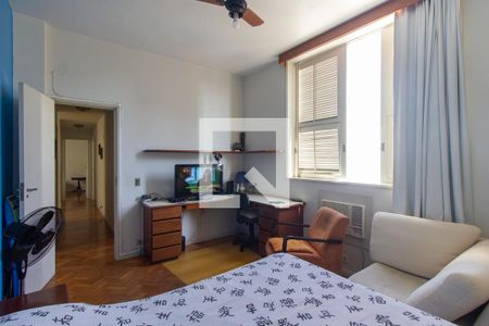 Apartamento à venda com 250m², 4 quartos e 2 vagasQuarto 2