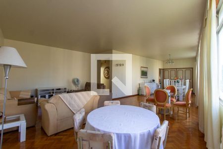 Apartamento à venda com 250m², 4 quartos e 2 vagasSala