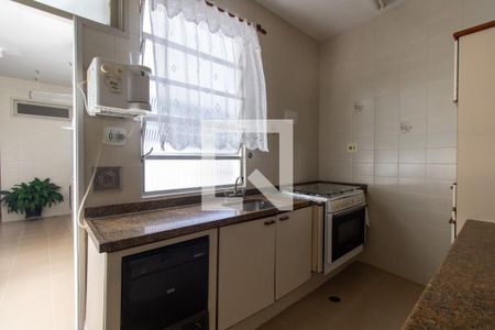 Apartamento à venda com 250m², 4 quartos e 2 vagasCozinha