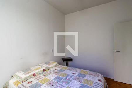 Apartamento à venda com 250m², 4 quartos e 2 vagasQuarto 4