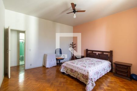 Apartamento à venda com 250m², 4 quartos e 2 vagasQuarto 1