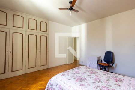 Apartamento à venda com 250m², 4 quartos e 2 vagasQuarto 1