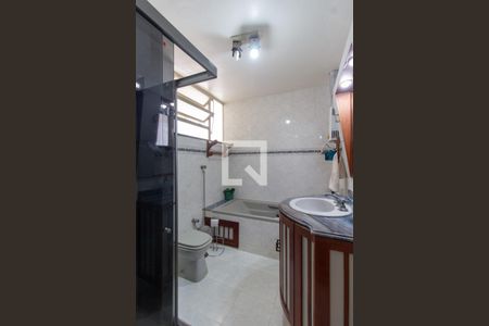 Apartamento à venda com 250m², 4 quartos e 2 vagasBanheiro 1