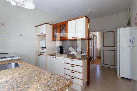 Apartamento à venda com 250m², 4 quartos e 2 vagasCozinha