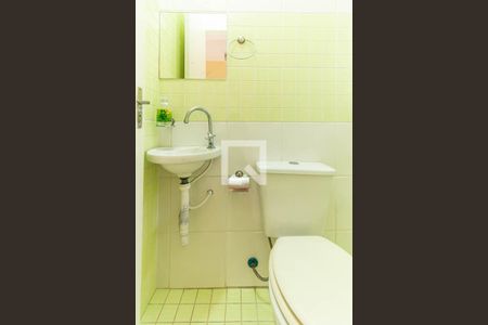 Casa à venda com 185m², 3 quartos e 3 vagas Casa à venda com 185m², 3 quartos e 3 vagasBanheiro 2