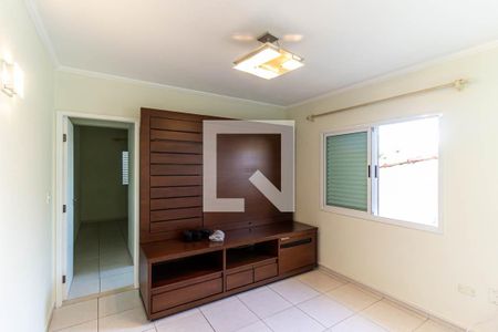 Casa à venda com 185m², 3 quartos e 3 vagas Casa à venda com 185m², 3 quartos e 3 vagasSala Secundária