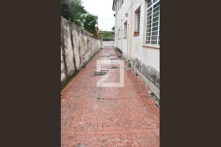 Apartamento para alugar com 60m², 2 quartos e 1 vagaCorredor de Garagem