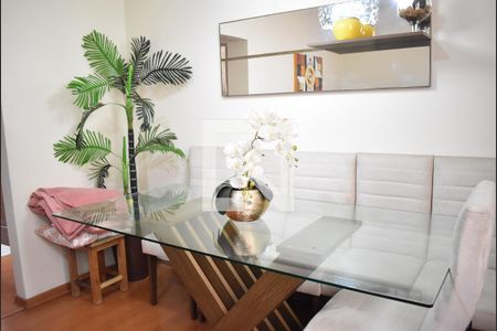 Sala de apartamento para alugar com 2 quartos, 60m² em Campo Grande, Rio de Janeiro