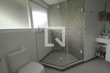 Apartamento para alugar com 650m², 3 quartos e 4 vagasBanheiro da Suíte 1