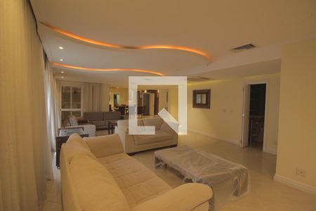 Sala de TV de apartamento para alugar com 3 quartos, 650m² em Floresta, Porto Alegre