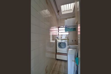 Casa à venda com 226m², 3 quartos e 2 vagasÁrea de Serviço