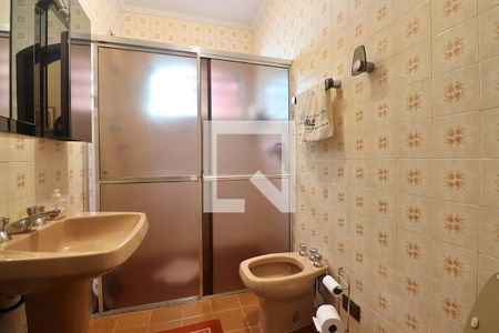 Casa à venda com 226m², 3 quartos e 2 vagasBanheiro Social