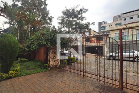 Casa à venda com 226m², 3 quartos e 2 vagasGaragem