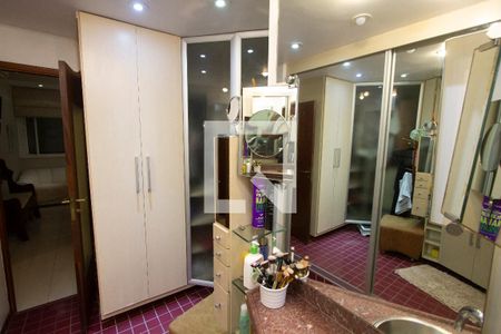 Apartamento à venda com 300m², 5 quartos e 2 vagasBanheiro da Suíte 1