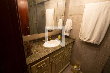 Apartamento à venda com 300m², 5 quartos e 2 vagasBanheiro 1