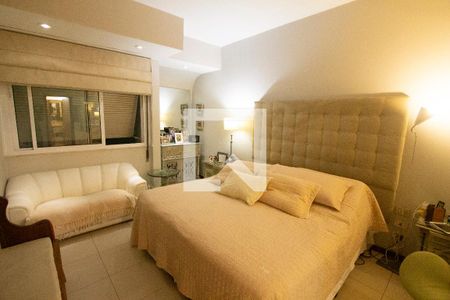 Apartamento à venda com 300m², 5 quartos e 2 vagasQuarto Suíte 1