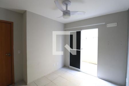 Quarto 2 de apartamento para alugar com 2 quartos, 70m² em Vila Lage, São Gonçalo