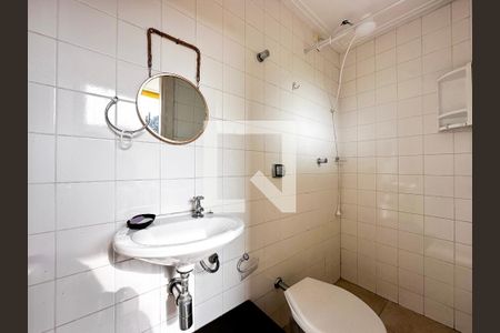 Casa à venda com 198m², 4 quartos e 2 vagasBanheiro de Serviço