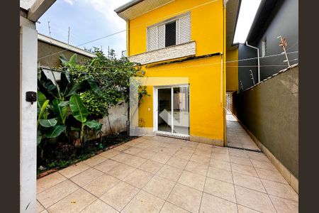 Casa à venda com 198m², 4 quartos e 2 vagasQuintal