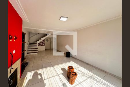 Sala de casa para alugar com 4 quartos, 198m² em Campo Belo, São Paulo