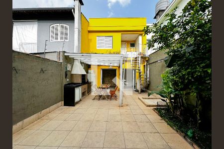 Casa à venda com 198m², 4 quartos e 2 vagasQuintal