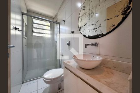 Casa à venda com 198m², 4 quartos e 2 vagasBanheiro Social