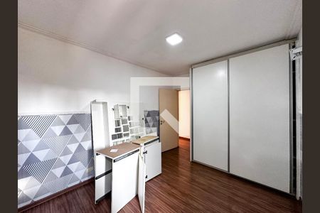 Casa à venda com 198m², 4 quartos e 2 vagasQuarto 2