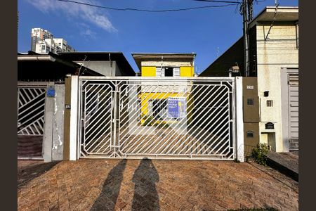 Casa à venda com 198m², 4 quartos e 2 vagasFachada