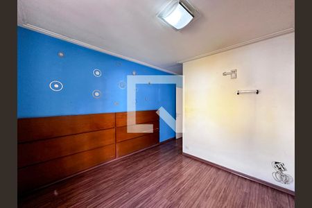 Casa à venda com 198m², 4 quartos e 2 vagasSuíte