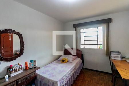 Quarto 1 de casa à venda com 3 quartos, 360m² em Camargos, Belo Horizonte