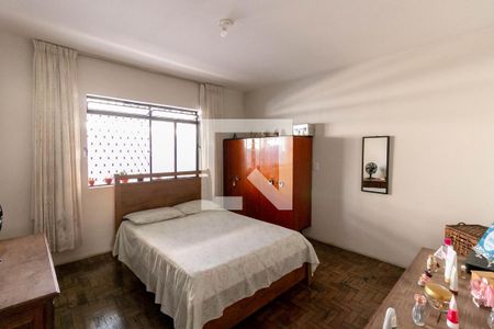 Quarto 2 de casa à venda com 3 quartos, 360m² em Camargos, Belo Horizonte