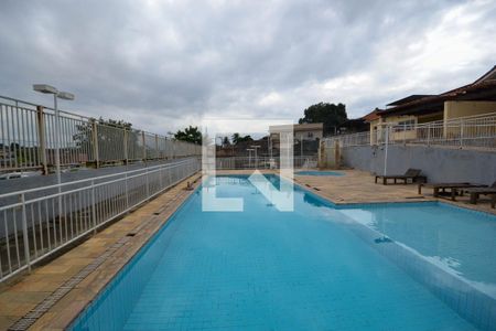 Apartamento para alugar com 54m², 2 quartos e 1 vaga Apartamento para alugar com 54m², 2 quartos e 1 vagaÁrea comum - Piscina