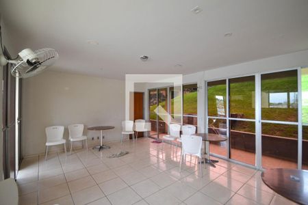 Apartamento para alugar com 54m², 2 quartos e 1 vaga Apartamento para alugar com 54m², 2 quartos e 1 vagaÁrea comum - Salão de festas