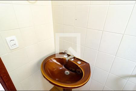 Casa à venda com 804m², 12 quartos e 3 vagasBanheiro Social Casa 2