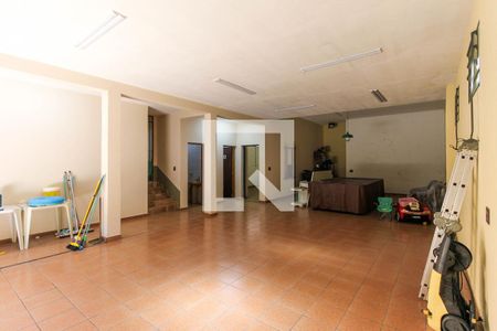 Casa à venda com 1000m², 2 quartos e sem vagaSalão de Festas