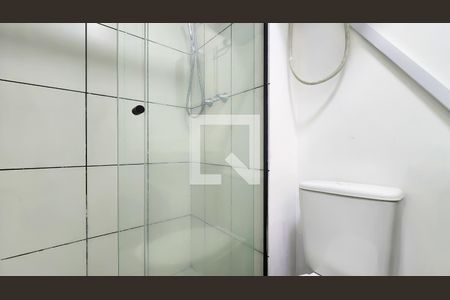 Banheiro de apartamento para alugar com 1 quarto, 26m² em Bethaville I, Barueri